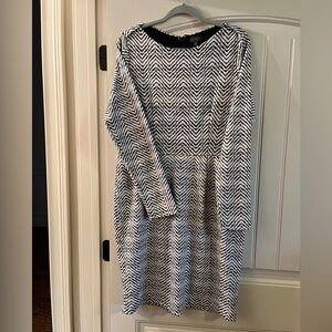 The Limited size 14 dress.